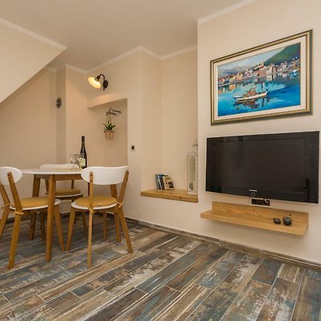 Apartment Piccolo バスカ エクステリア 写真