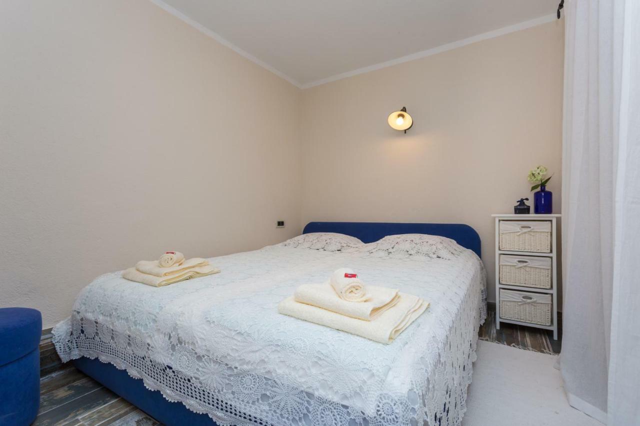 Apartment Piccolo バスカ エクステリア 写真